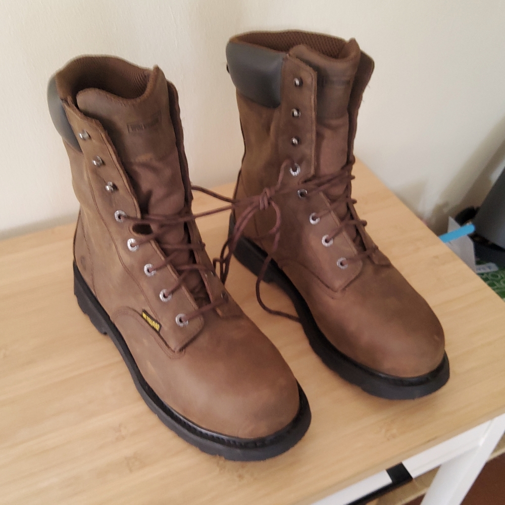 Mens boots